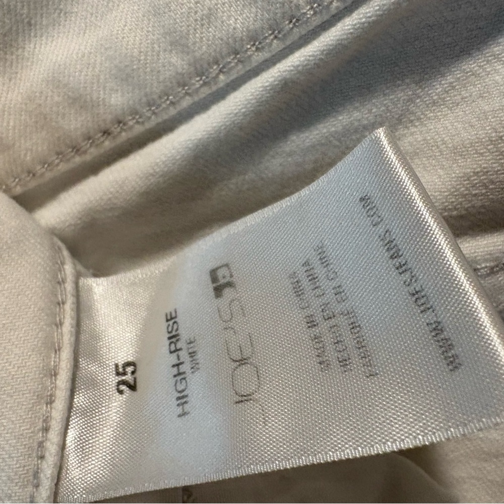 Joe's Jeans High-Rise Skinny Jeans in Off-White